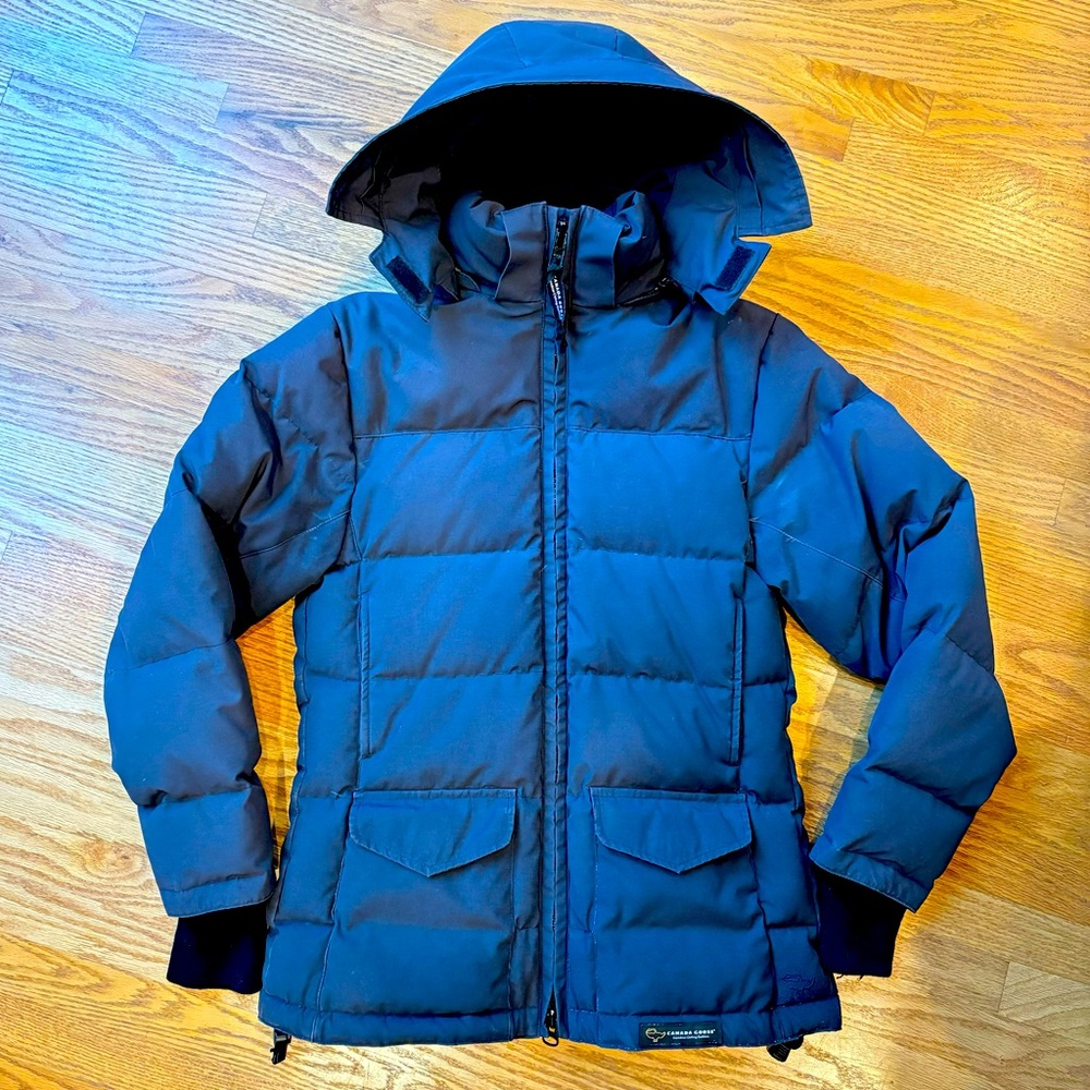 Navy Canada Goose Trillium Jacket women’s